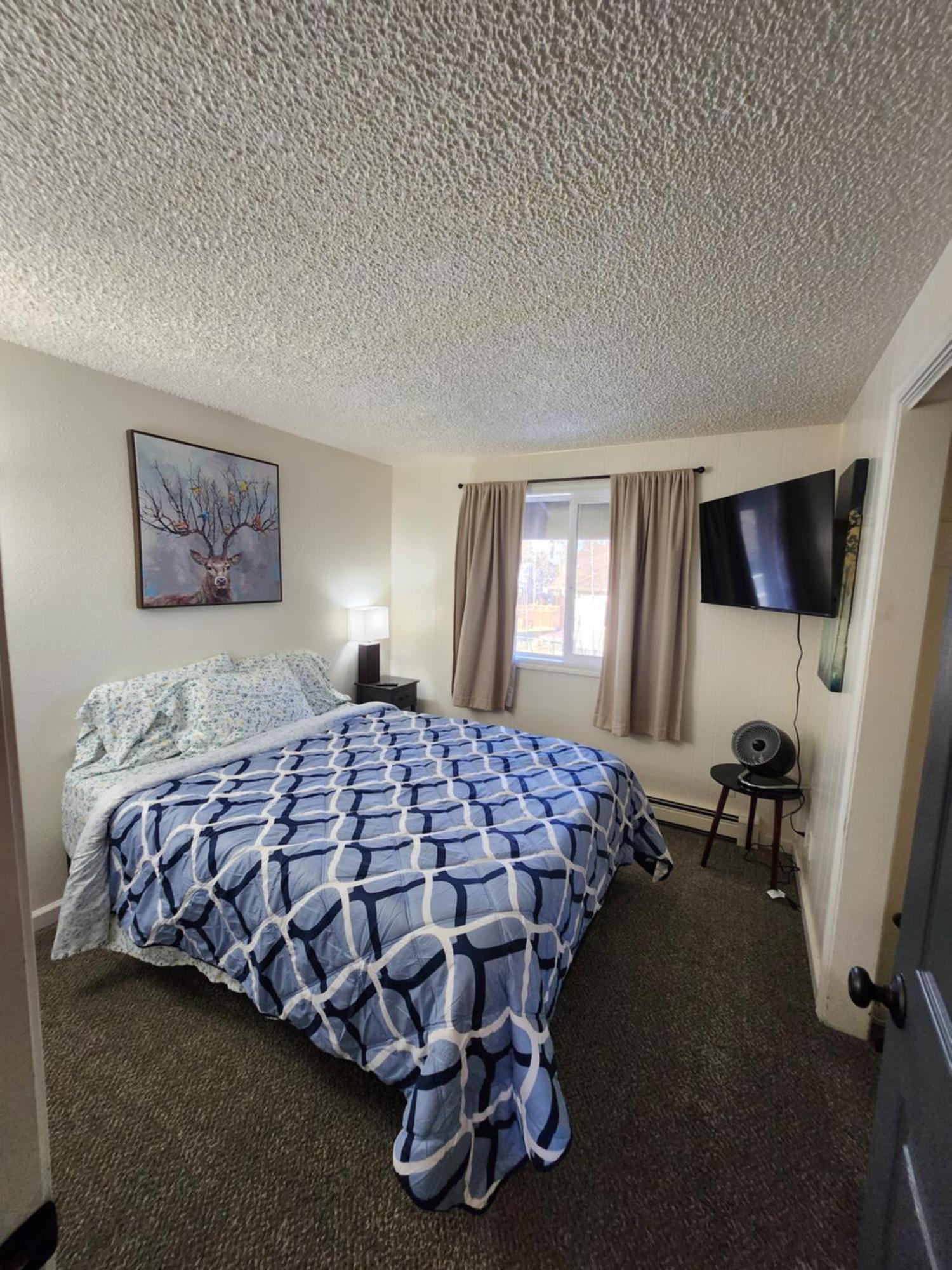 Newly Remodeled Relaxing Stay Near Downtown Феърбанкс Екстериор снимка